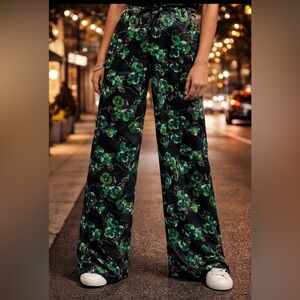 Elevenses Anthropologie Green Floral Wide Leg Silky Pants Size 4 Spring Chic